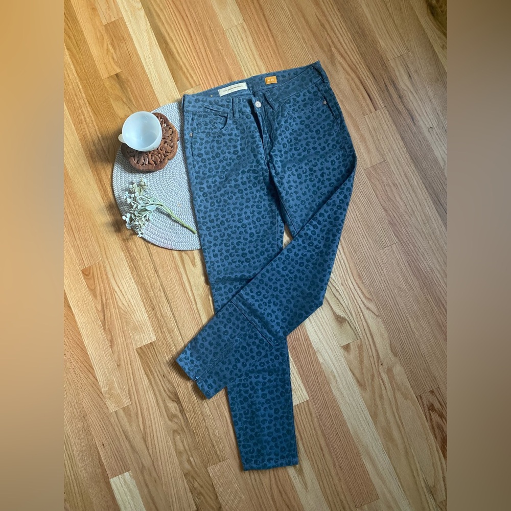 Pilcro and the letterpress Anthropologie Blue Leopard Print  skinny Jeans‎